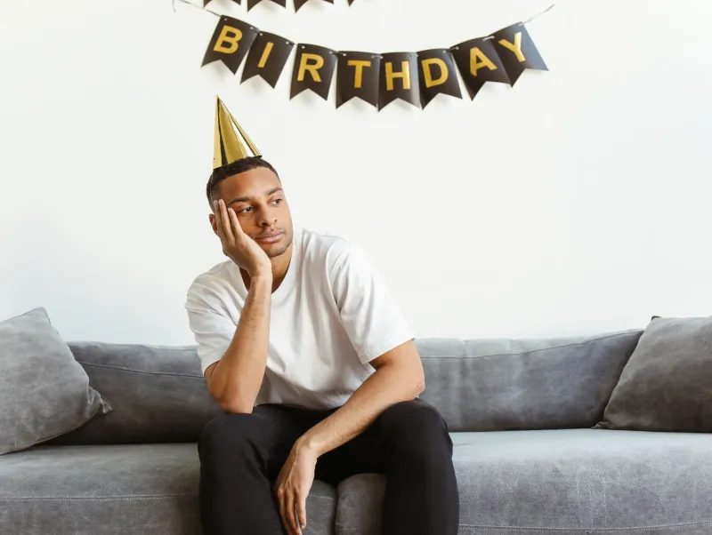 Busy Social Life, Zero Real Connection: How to Spot the Friendship Vacuum You're Living In