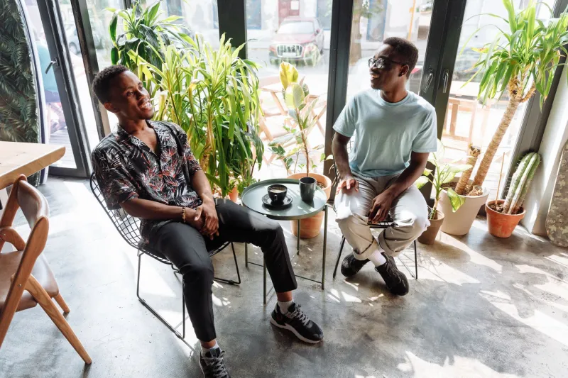 How to Turn a Casual Acquaintance Into a Real Friend (Without Making It Weird)