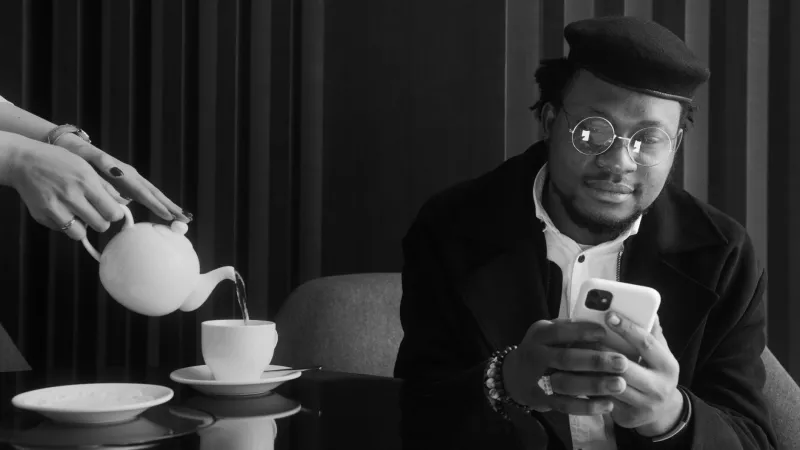 When Your Online Persona and Your Real Self Don't Match — And Why That's Quietly Killing Your Friendships