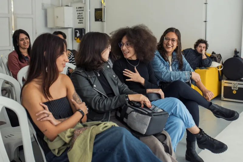 Read the Vibe: Your Real Guide to Navigating New Lifestyle Gatherings Like a Pro