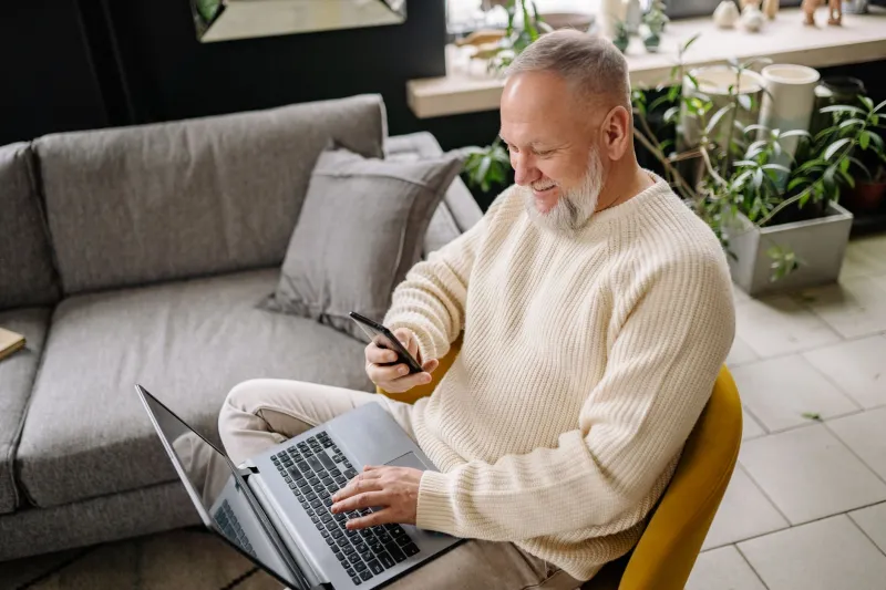 Your Social Bio Is Your Handshake: How to Show Up Authentically When Meeting New Friends Online